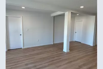 909 Jerry Mashek Drive, West, TX 76691 - Photo 24