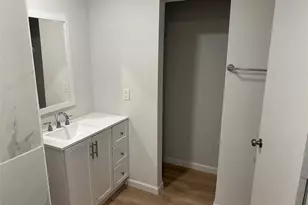 909 Jerry Mashek Dr, West, TX 76691 - Photo 6