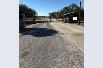 000 Mockingbird Lane, Graford, TX 76449 - Photo 2
