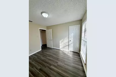 109 Larchbrook Drive, DeSoto, TX 75115 - Photo 12