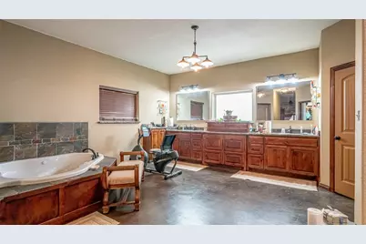 9200 County Road 1014, Joshua, TX 76058 - Photo 18