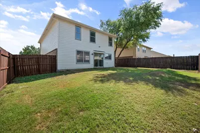 800 Green Heath Avenue, Fort Worth, TX 76120 - Photo 24