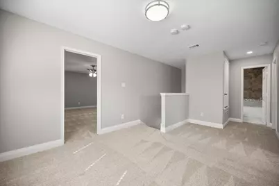 800 Green Heath Avenue, Fort Worth, TX 76120 - Photo 14