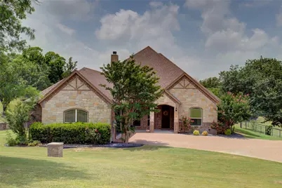 136 Meadow Arbor Drive, Weatherford, TX 76085 - Photo 2