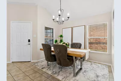 6913 Whitestone Drive, McKinney, TX 75070 - Photo 4