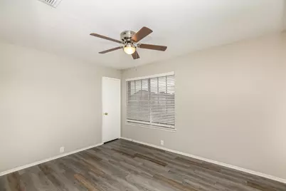 7018 Glenshire Drive, Arlington, TX 76002 - Photo 12