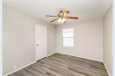 7018 Glenshire Drive, Arlington, TX 76002 - Photo 10