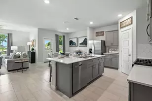 557 Pendleton Ave, Keene, TX 76059 - Photo 4