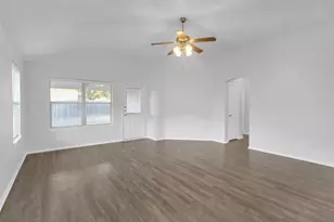 10428 Bradshaw Dr, Fort Worth, TX 76108 - Photo 10