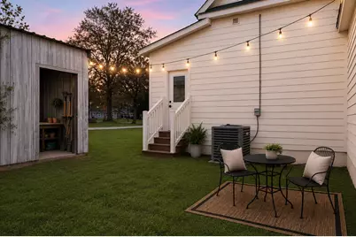 208 S Main Street, Collinsville, TX 76233 - Photo 36