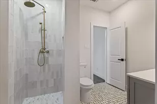 208 S Main St, Collinsville, TX 76233 - Photo 28