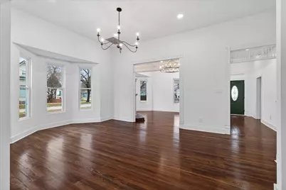 208 S Main Street, Collinsville, TX 76233 - Photo 14