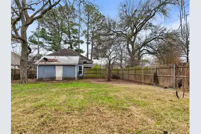 601 E Sears Street, Denison, TX 75021 - Photo 16