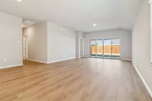 802 Edgehurst Dr, McKinney, TX 75071 - Photo 8