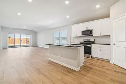 802 Edgehurst Dr, McKinney, TX 75071 - Photo 14