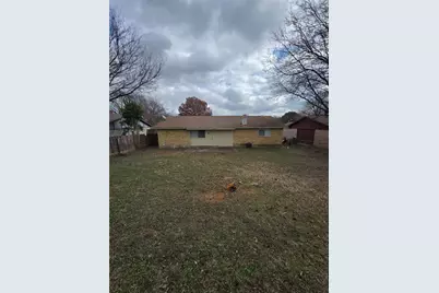 1605 Willowbrook Street, Lancaster, TX 75134 - Photo 10