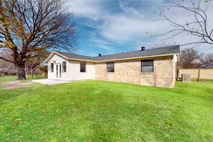 3220 Centennial Rd, Forest Hill, TX 76119 - Photo 30