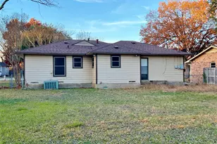 106 Monticello Dr, Waxahachie, TX 75165 - Photo 12