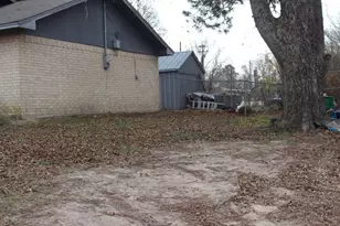 538 E Massey St, Athens, TX 75751 - Photo 6