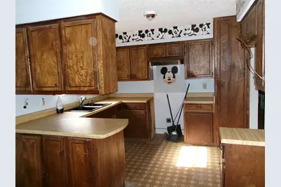 538 E Massey Street, Athens, TX 75751 - Photo 10