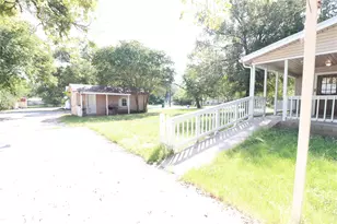 1065 W Pecan St, Stephenville, TX 76401 - Photo 8