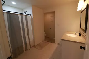 1065 W Pecan St, Stephenville, TX 76401 - Photo 12