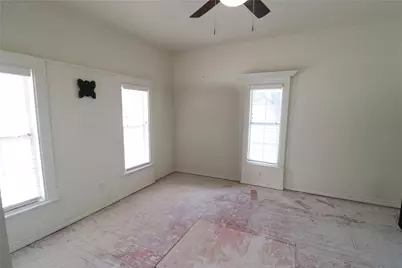 1065 W Pecan Street, Stephenville, TX 76401 - Photo 16