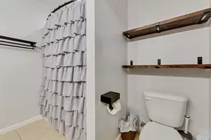 708 Shady Grove Dr, Granbury, TX 76049 - Photo 20