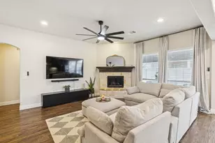 821 Patio St, Little Elm, TX 76227 - Photo 4