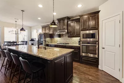 821 Patio Street, Little Elm, TX 76227 - Photo 10