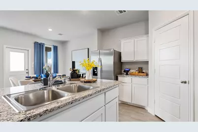 909 Hollyn Drive, Decatur, TX 76234 - Photo 6