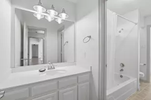 808 Shady Glen Ct, Fort Worth, TX 76120 - Photo 28