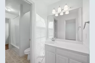 808 Shady Glen Court, Fort Worth, TX 76120 - Photo 26