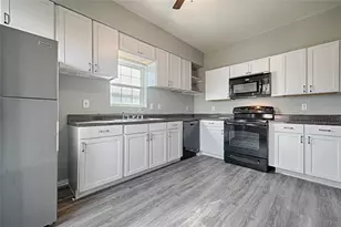 203 E Ann St, Kaufman, TX 75142 - Photo 4