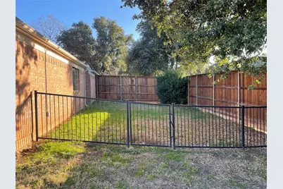7901 Old Hickory Drive, North Richland Hills, TX 76182 - Photo 14