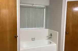 2841 Southridge Dr, Grapevine, TX 76051 - Photo 22