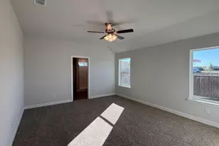 4207 Cornerstone Cir, Granbury, TX 76048 - Photo 8