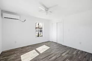 807 Adkins St, Bowie, TX 76230 - Photo 18
