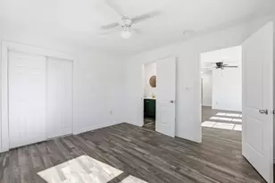 807 Adkins St, Bowie, TX 76230 - Photo 12