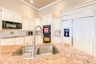 1207 Saddle Lakes Dr, Abilene, TX 79602 - Photo 10