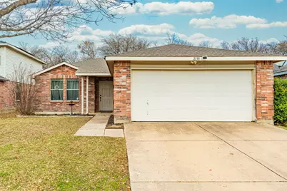 2133 Shawnee Trail, Fort Worth, TX 76247 - Photo 4