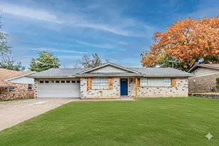 1205 Navaho St, Arlington, TX 76012 - Photo 1