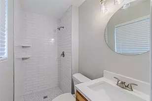 1205 Navaho St, Arlington, TX 76012 - Photo 10