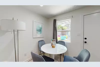 321 E 8th Street #104, Dallas, TX 75203 - Photo 10