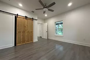 907 Davis Street S, Sulphur Springs, TX 75482 - Photo 12