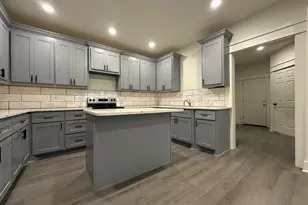 907 Davis Street S, Sulphur Springs, TX 75482 - Photo 8