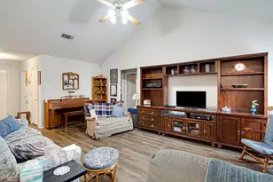 703 Windridge Ln, Burleson, TX 76028 - Photo 6