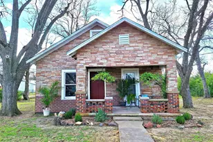 609 W Elm, West, TX 76691 - Photo 2