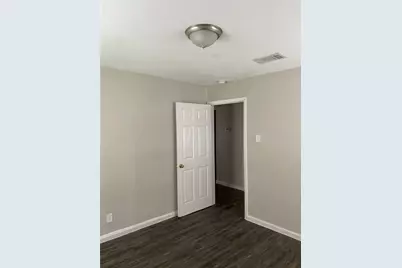 2405 Jennings Avenue, Dallas, TX 75216 - Photo 10