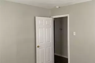 2405 Jennings Ave, Dallas, TX 75216 - Photo 10
